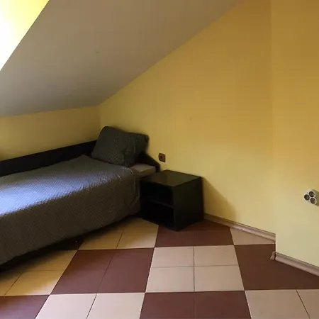 Hostal Red *